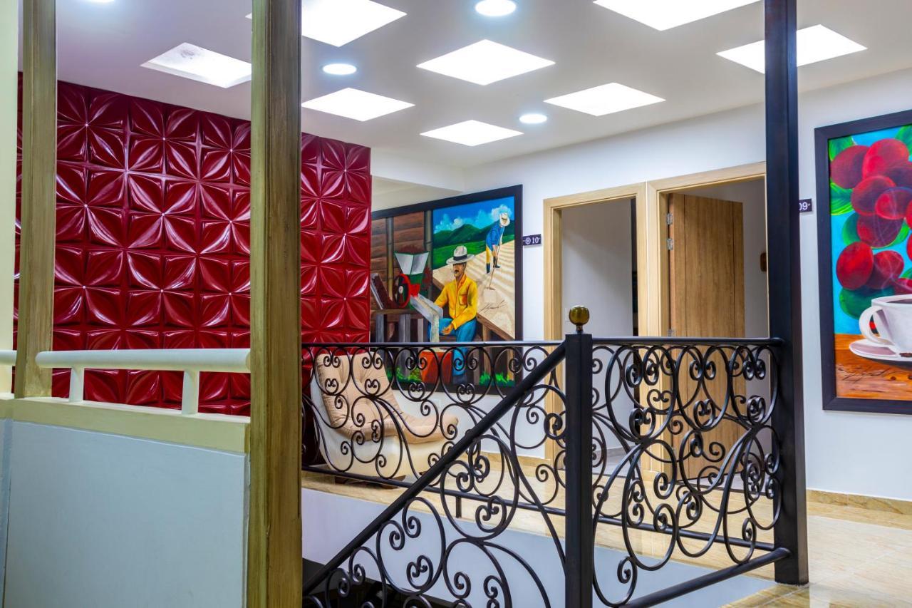 Hotel Plaza Real Санта-Роса-де-Кабаль Экстерьер фото